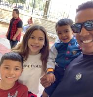 Salvador Perez with his kids. Source: Salvador’s official Instagram page/@salvadorp13
